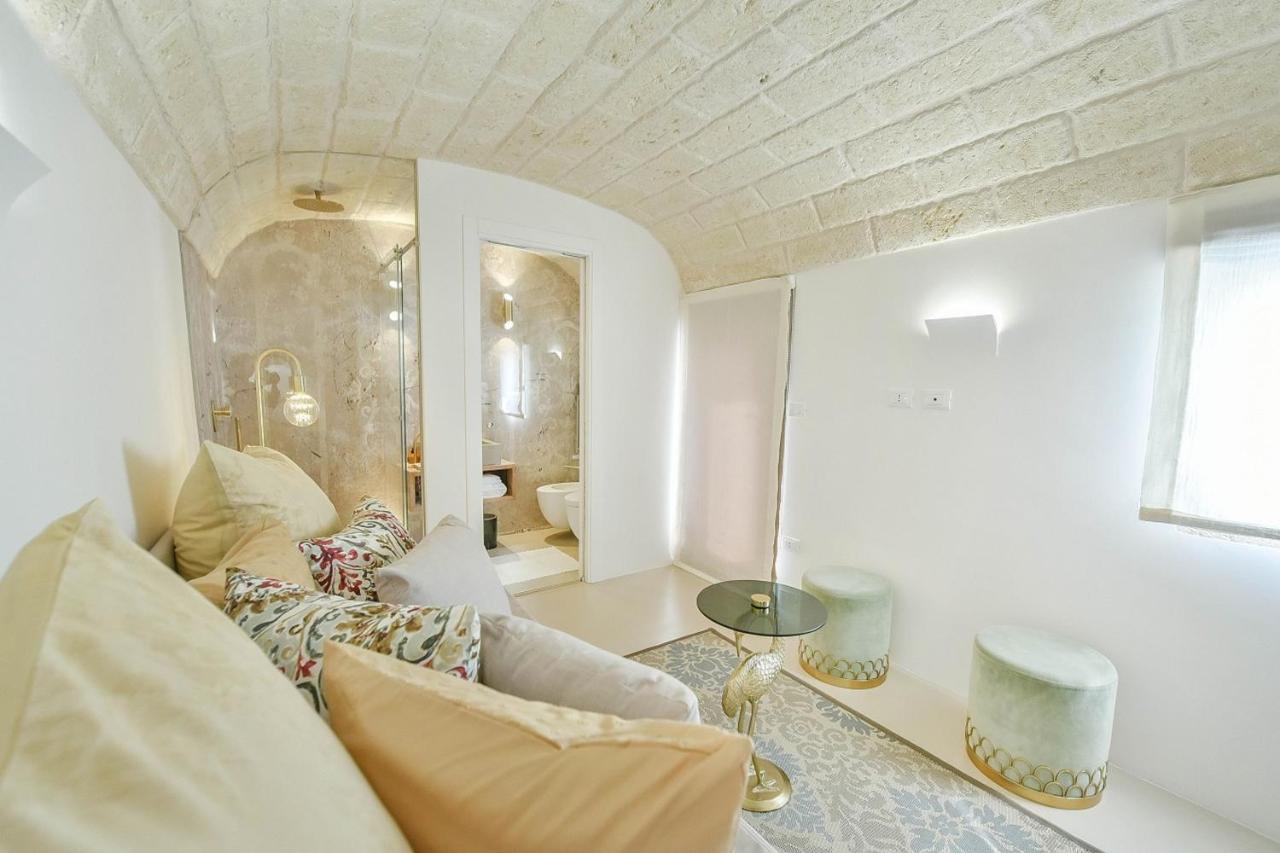 Eurydice Suite With Infinity Jacuzzi Ostuni Extérieur photo