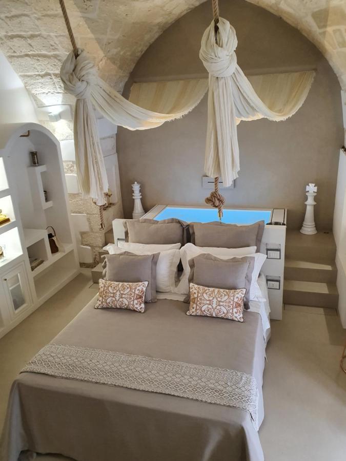 Eurydice Suite With Infinity Jacuzzi Ostuni Extérieur photo