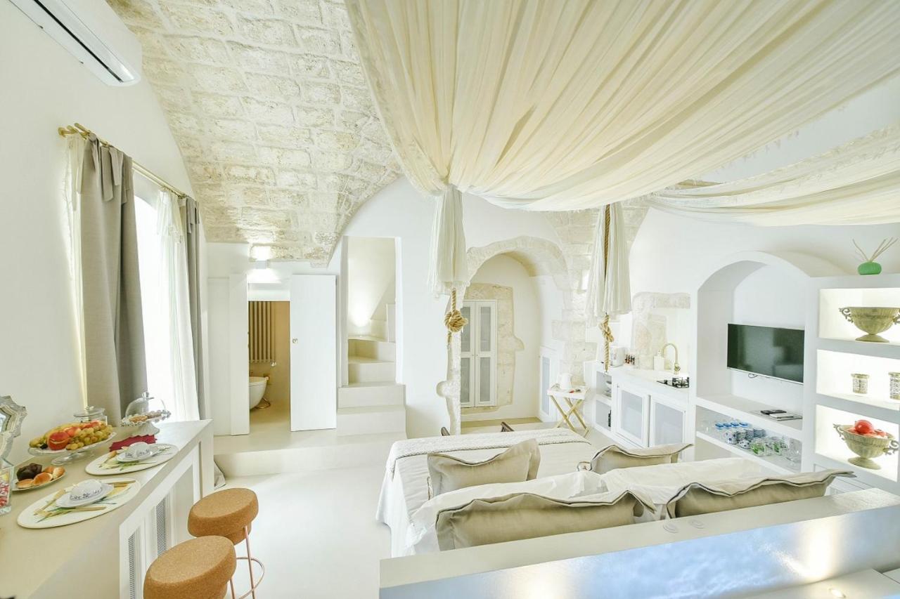 Eurydice Suite With Infinity Jacuzzi Ostuni Extérieur photo